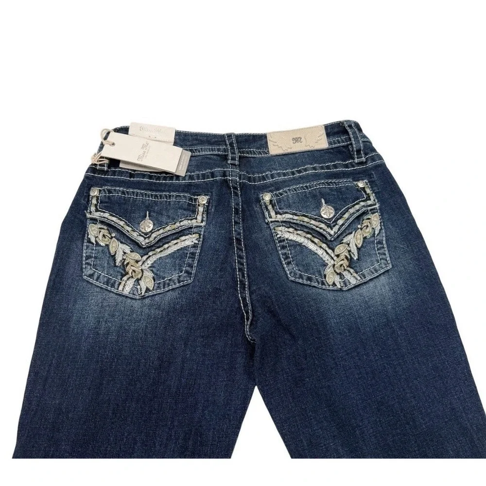 Miss Me Women's Mid Rise Boot Cut  Blue Wash Jeans Size 31x32 NWT